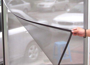 Stealth window screen with anti-static function, no dust and good air permeability.